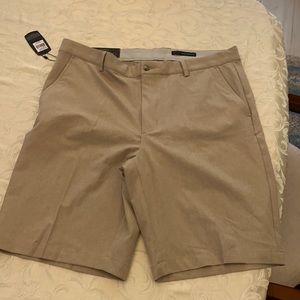 NWT Greg Norman performance fabric shorts